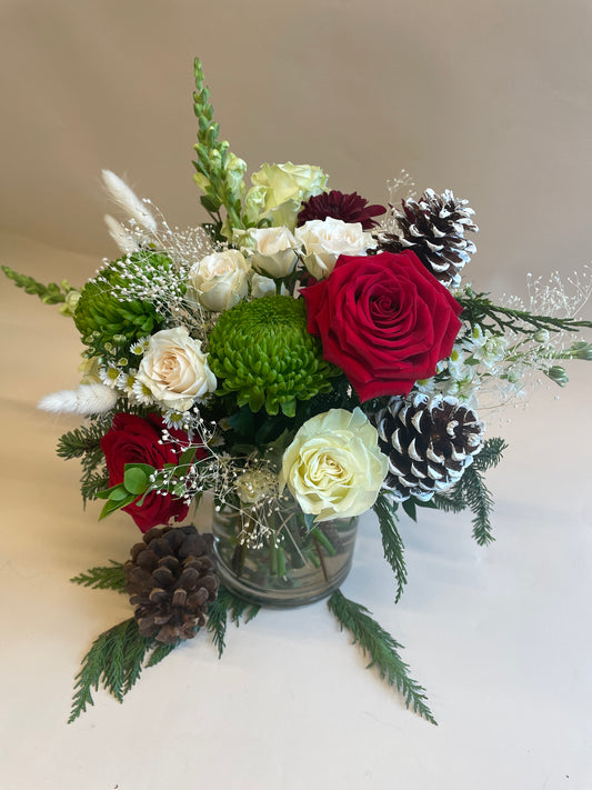 Holiday Centerpieces & Bouquets